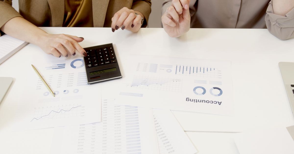 L'histoire des Big Four : comment Deloitte, EY, KPMG et PwC ont conquis le monde de l'audit