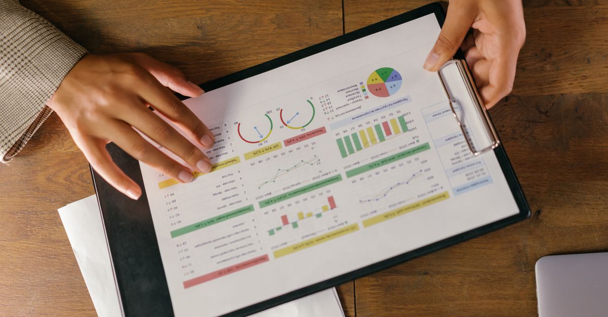 Panéliste : définition, missions, plateformes et combien peut-on gagner ?