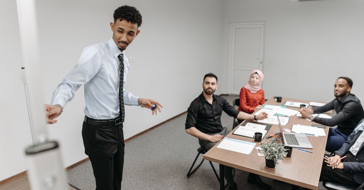 Chargé de communication : métier, formation et salaire