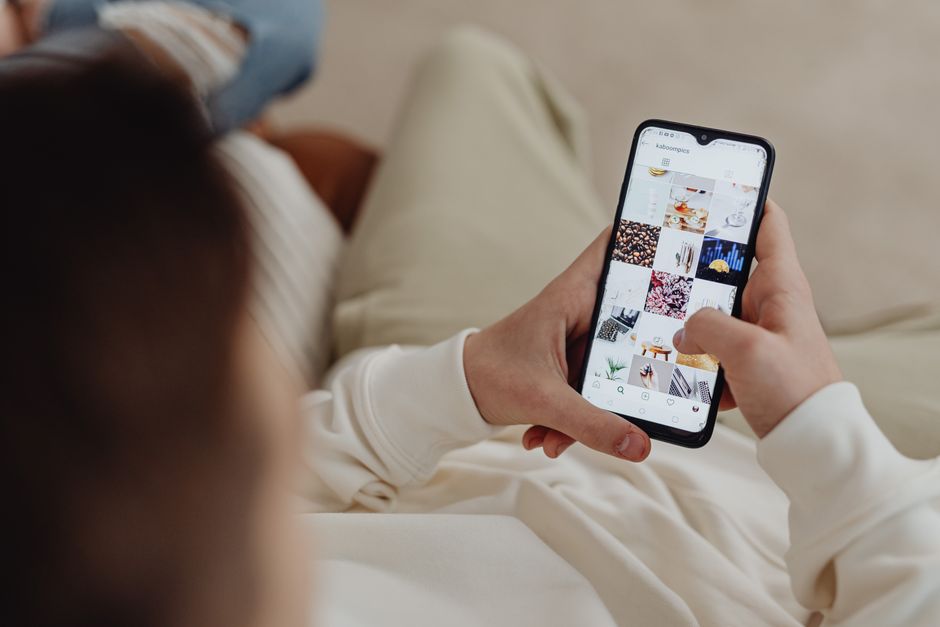Voir Instagram sans compte : outils et alternatives