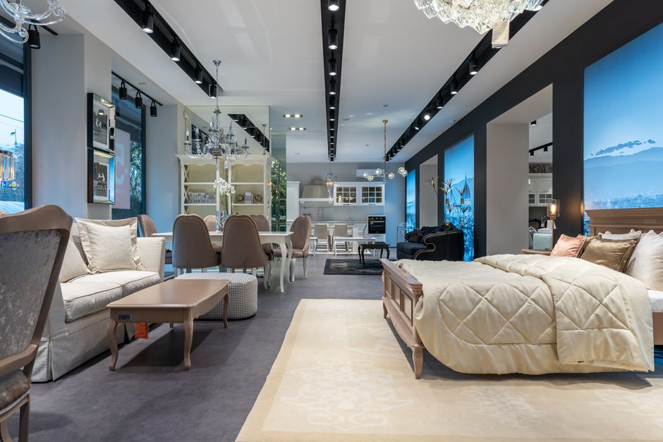 Showroom : définition, types et rôle en marketing